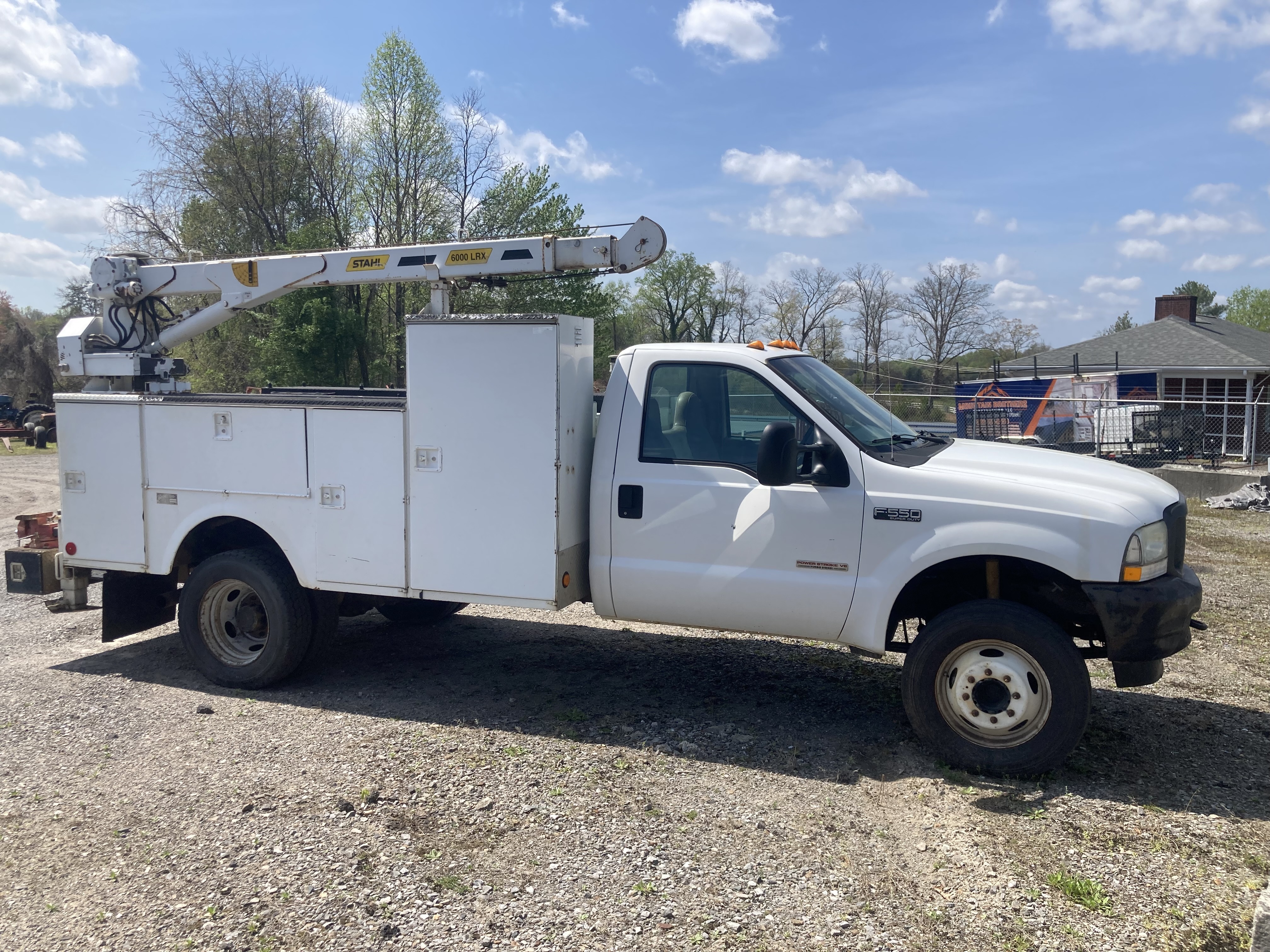 2004 FORD 550 in Mt. Airy, NC