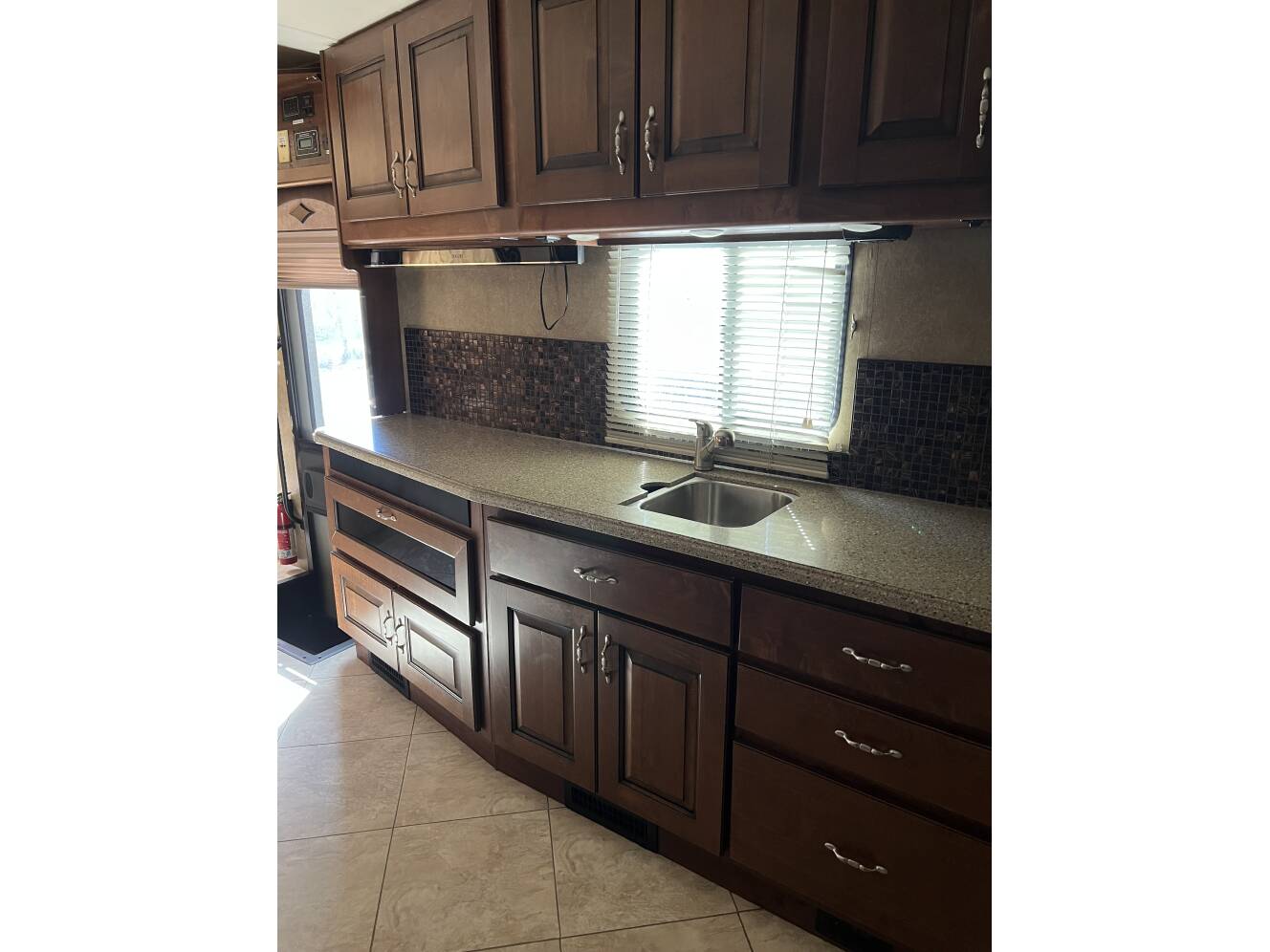 A photo of this 2013 Fleetwood EXCURSION 33A