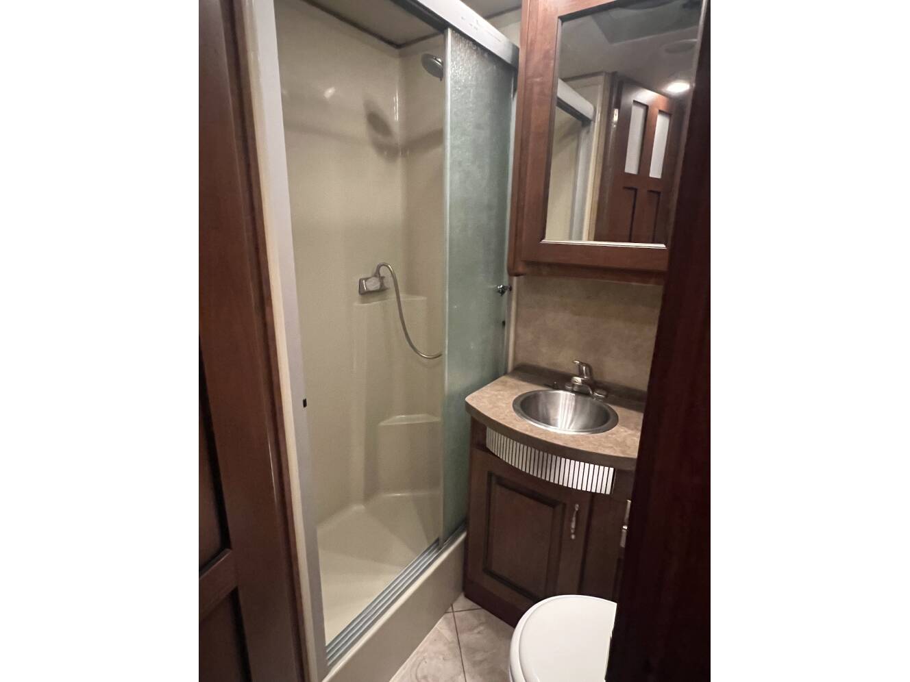 A photo of this 2013 Fleetwood EXCURSION 33A