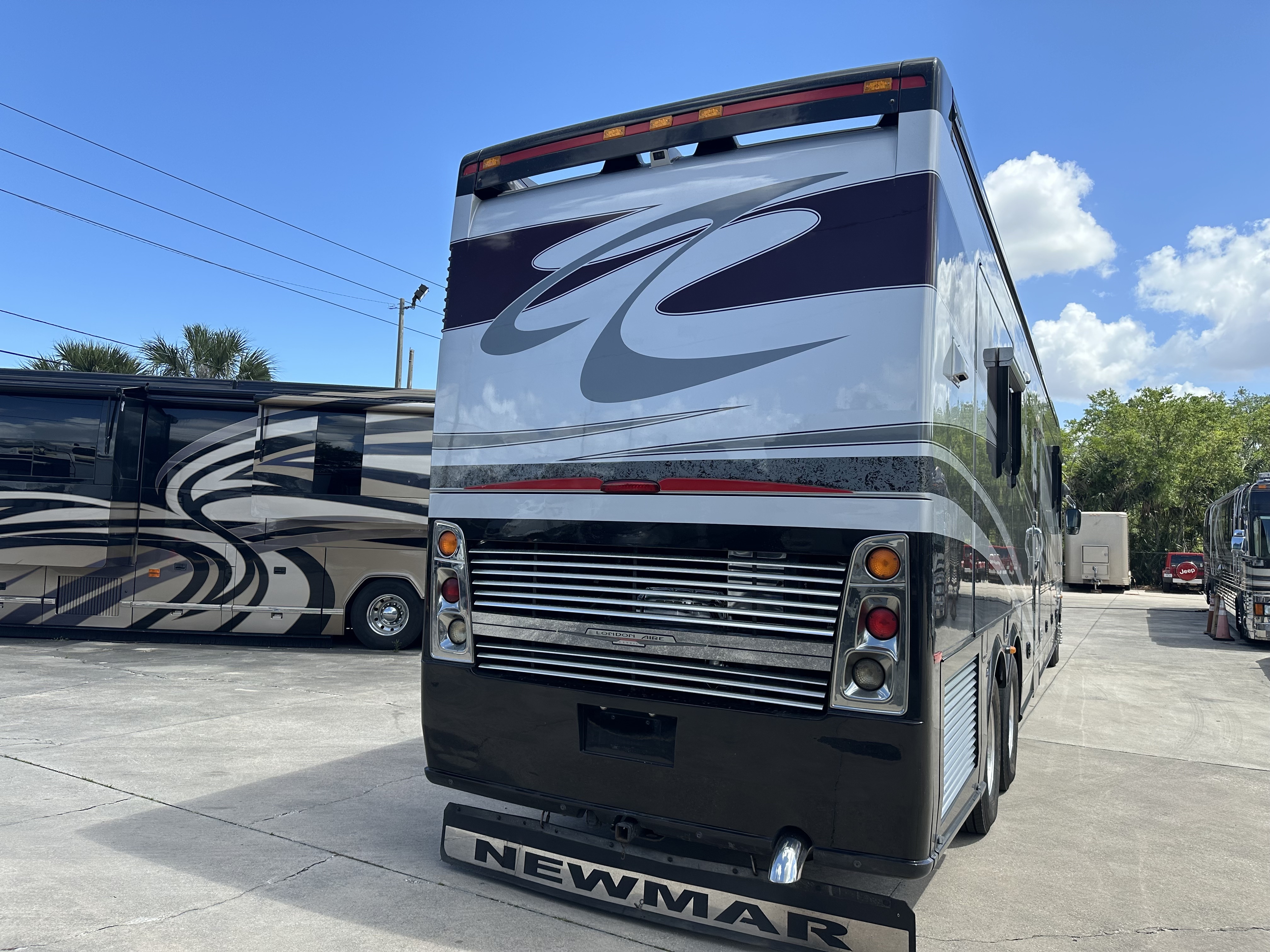 Used 2008 Newmar London Aire 4545 For Sale in Lake Wales, FL