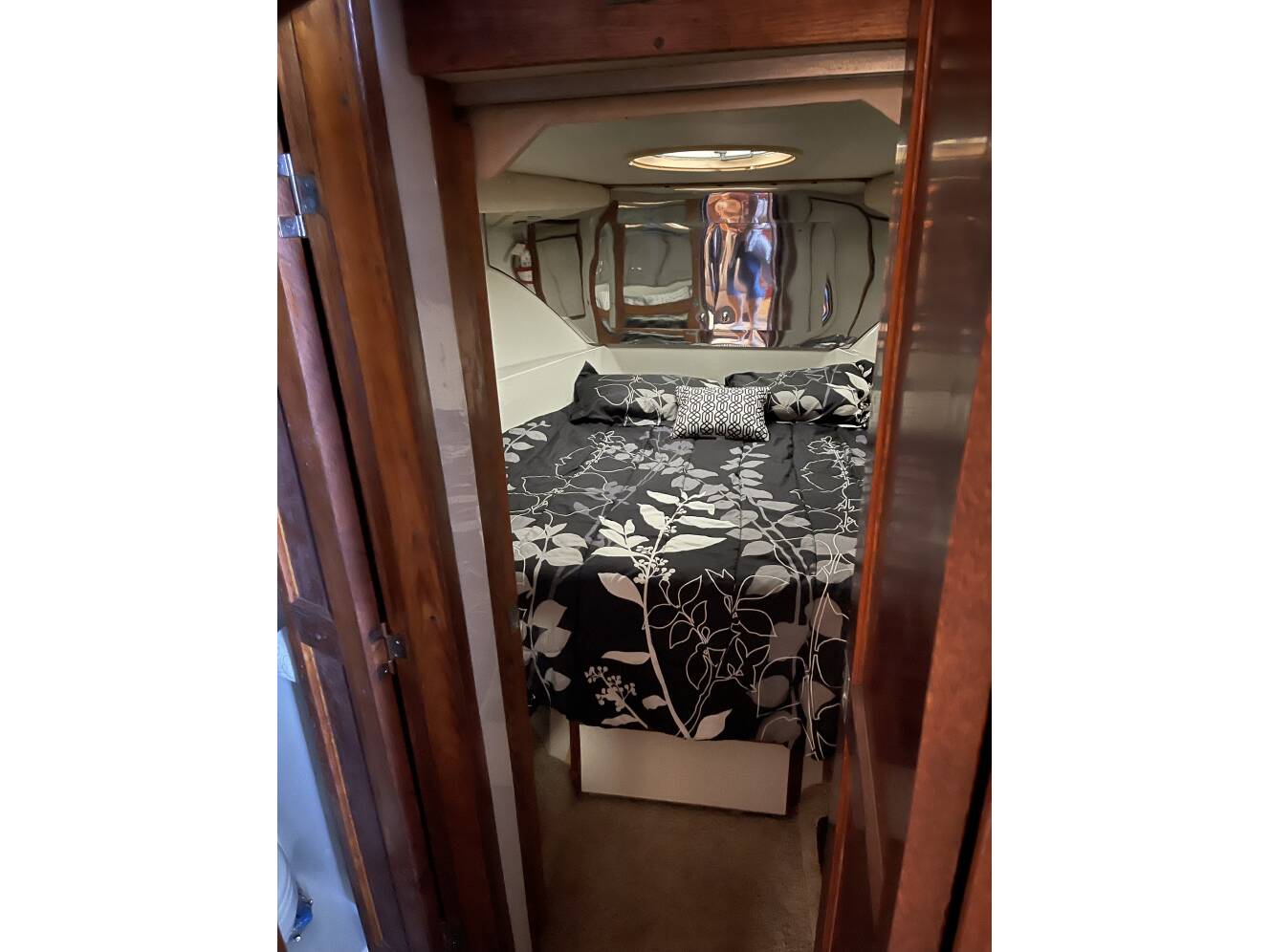 A photo of this 1997 Bluewater Yachts CUSTOM