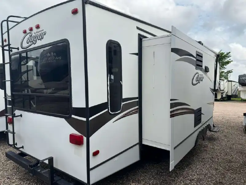 2015 KEYSTONE COUGAR 29RLI
