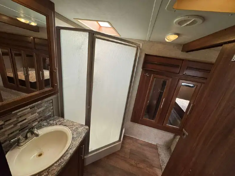 2015 KEYSTONE COUGAR 29RLI