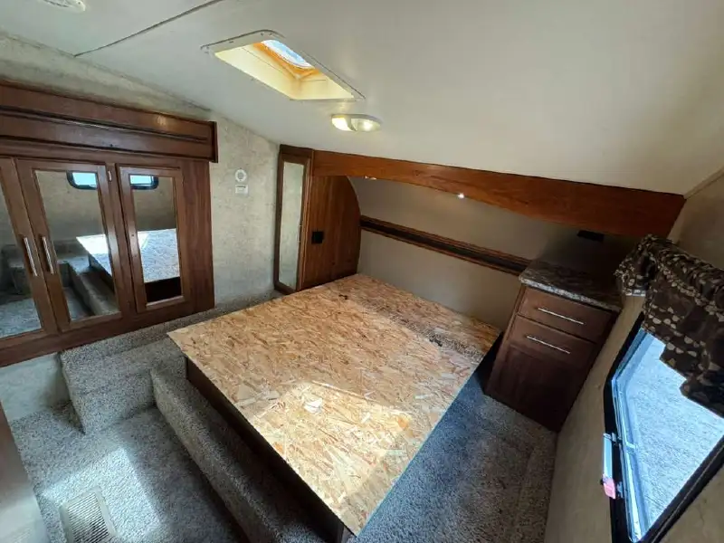 2015 KEYSTONE COUGAR 29RLI