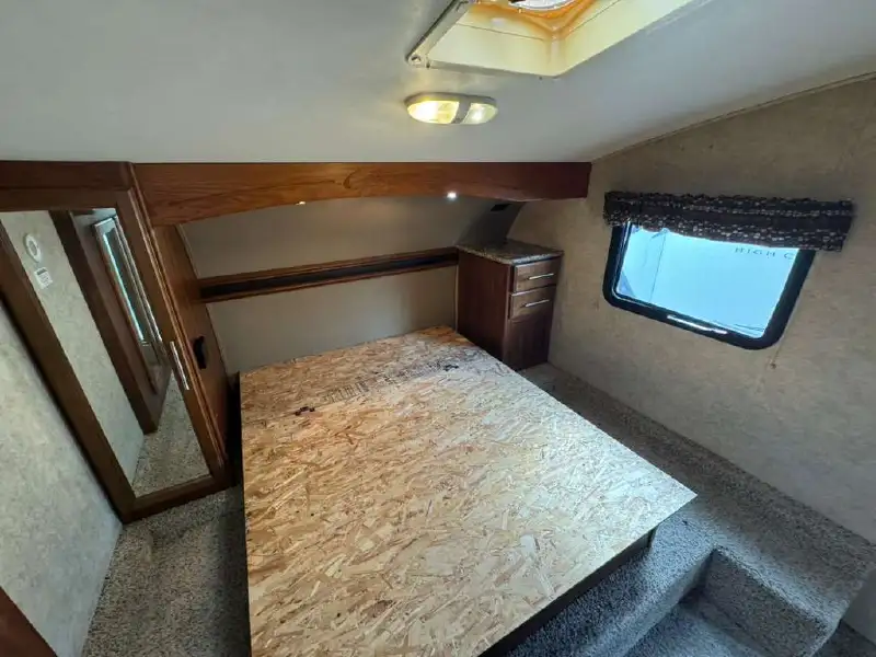 2015 KEYSTONE COUGAR 29RLI