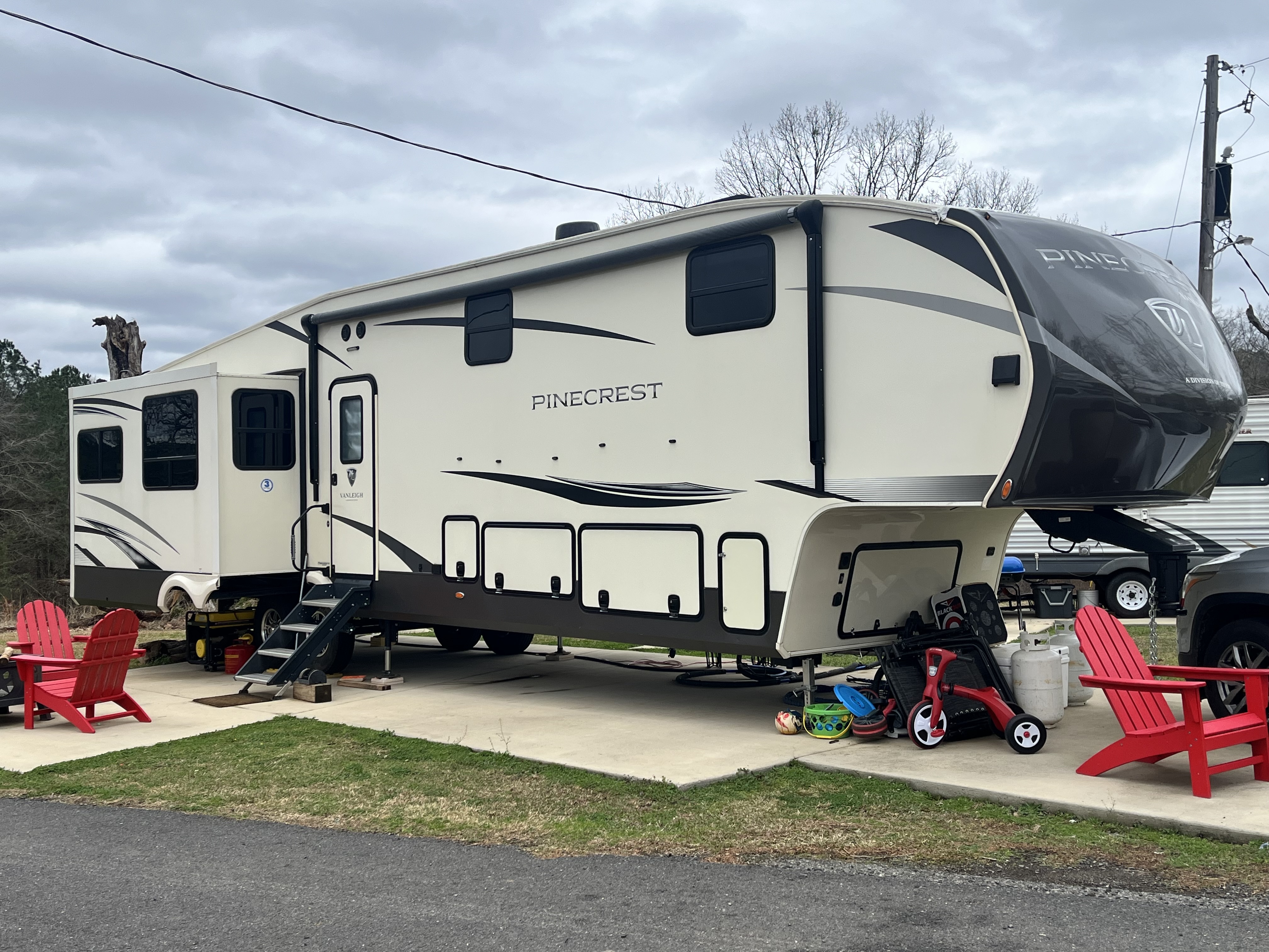 2020 Vanleigh PINECREST 392MBP RV