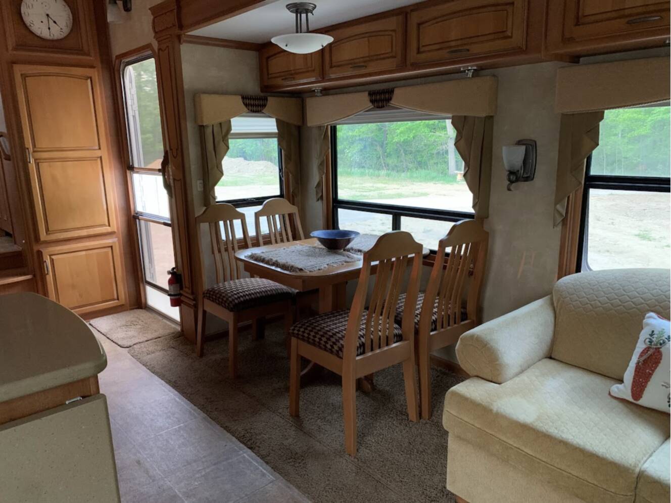 A photo of this 2009 DRV MOBILE SUITES 36RE3