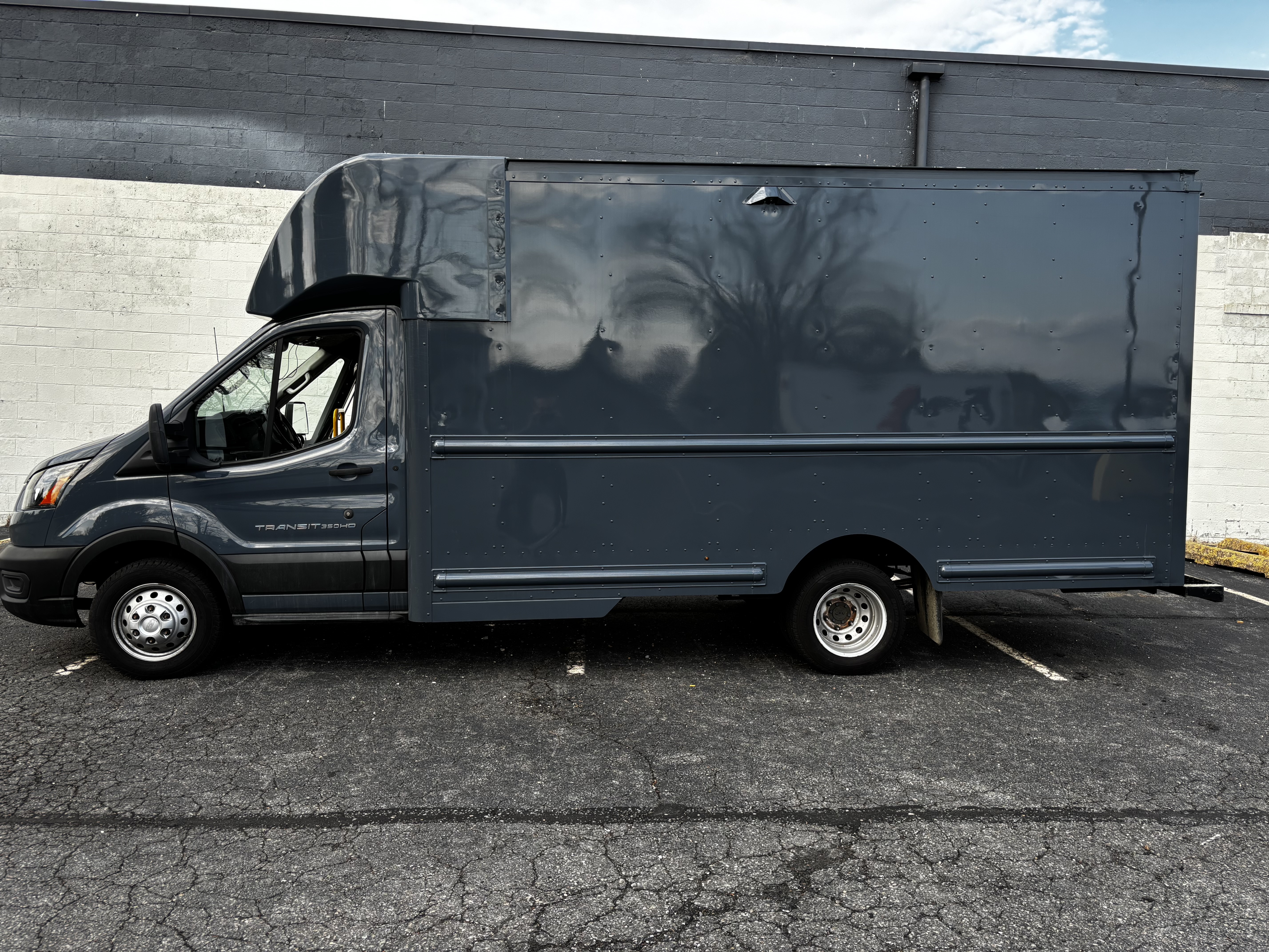 2022 FORD Commercial Vans in Old Forge, PA