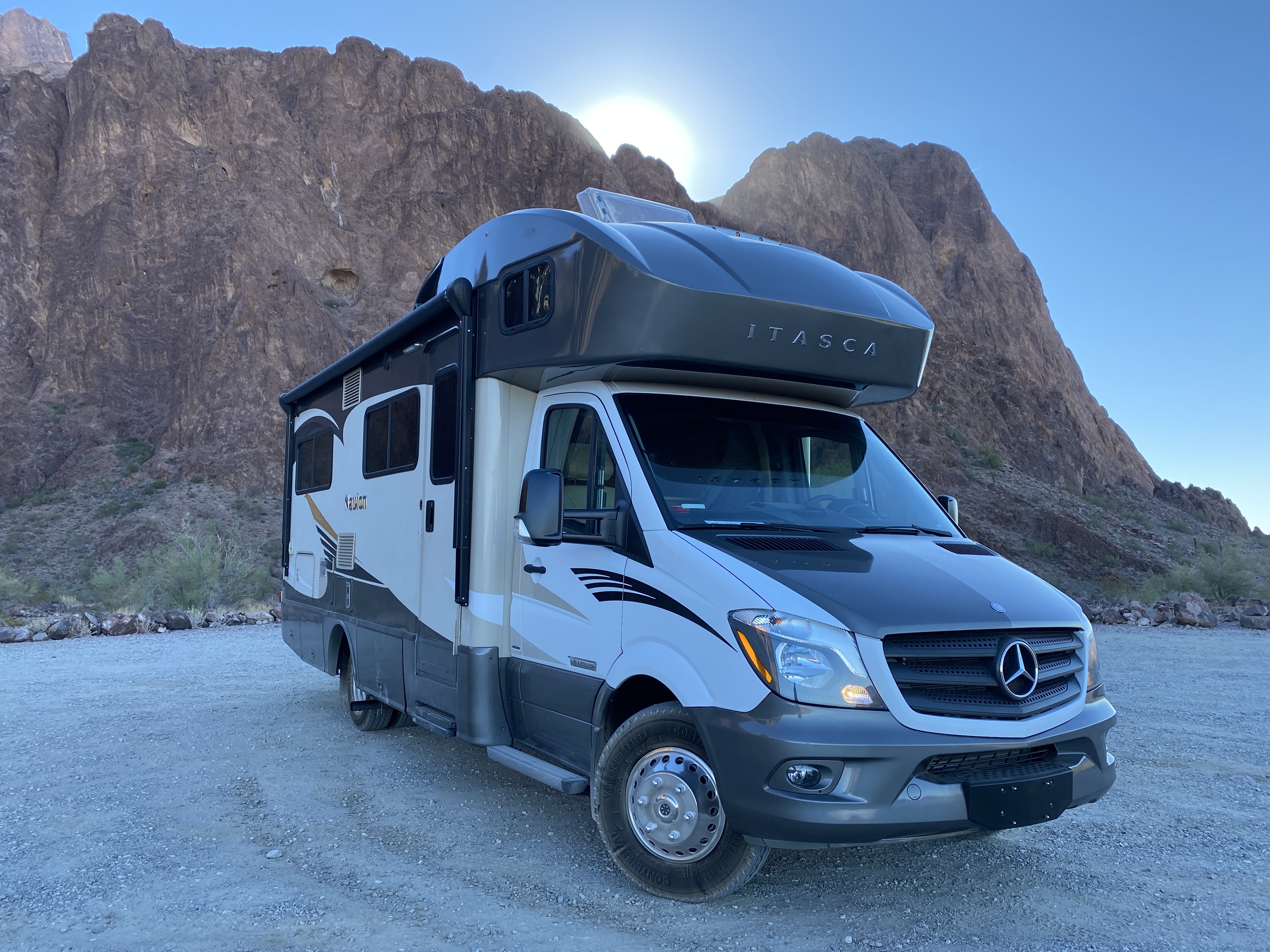 2016 Itasca NAVION 24J RV
