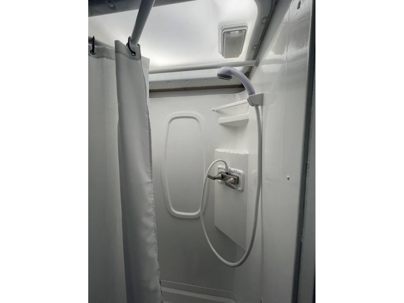 A photo of this 2005 Winnebago ITASCA SPIRIT 31T