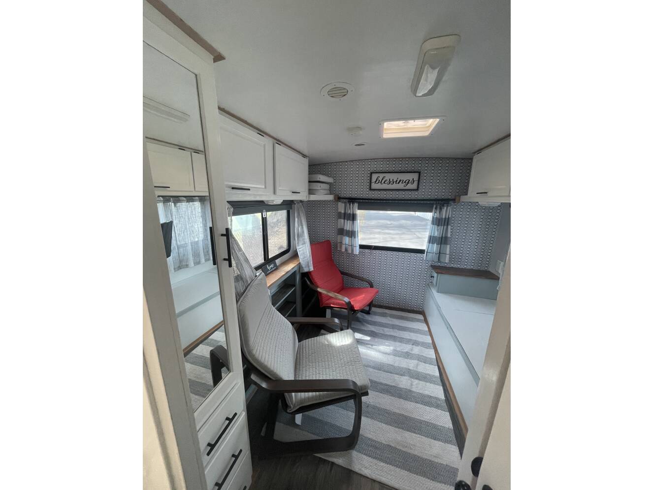 A photo of this 2005 Winnebago ITASCA SPIRIT 31T