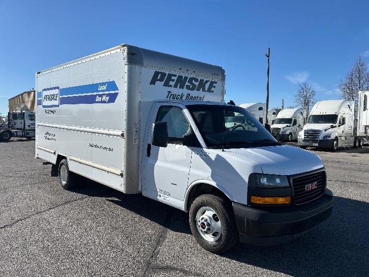 2022 GMC SAVANA in Bakersfield, CA