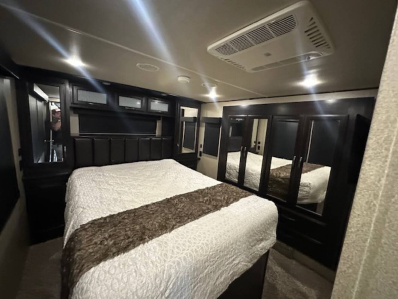 A photo of this 2017 Grand Design Momentum 376