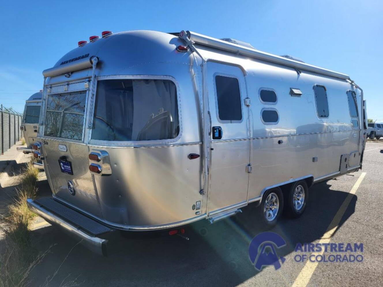 A photo of this 2026 Airstream Flying Cloud 25FB Twin Hatch