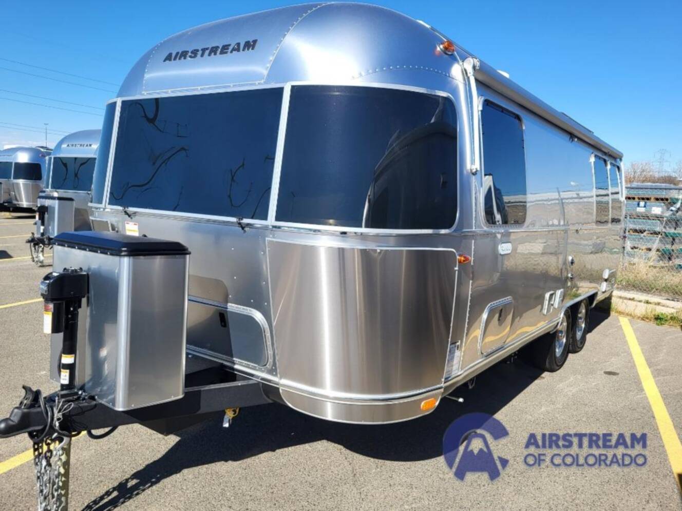 A photo of this 2026 Airstream Flying Cloud 25FB Twin Hatch