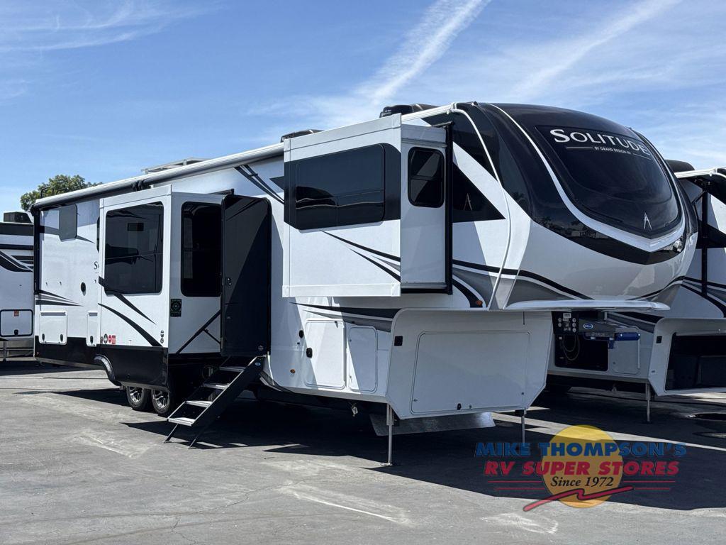 2026 Grand Design Solitude 380FL in fountain valley CA