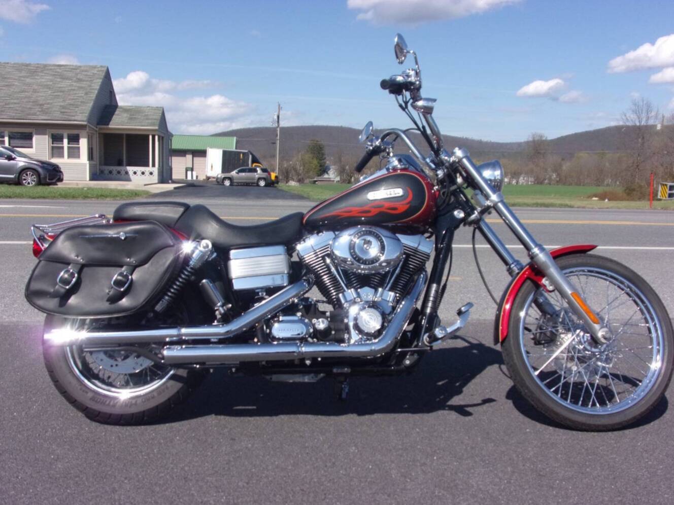 A photo of this 2007 Harley-Davidson Wide Glide DYNA