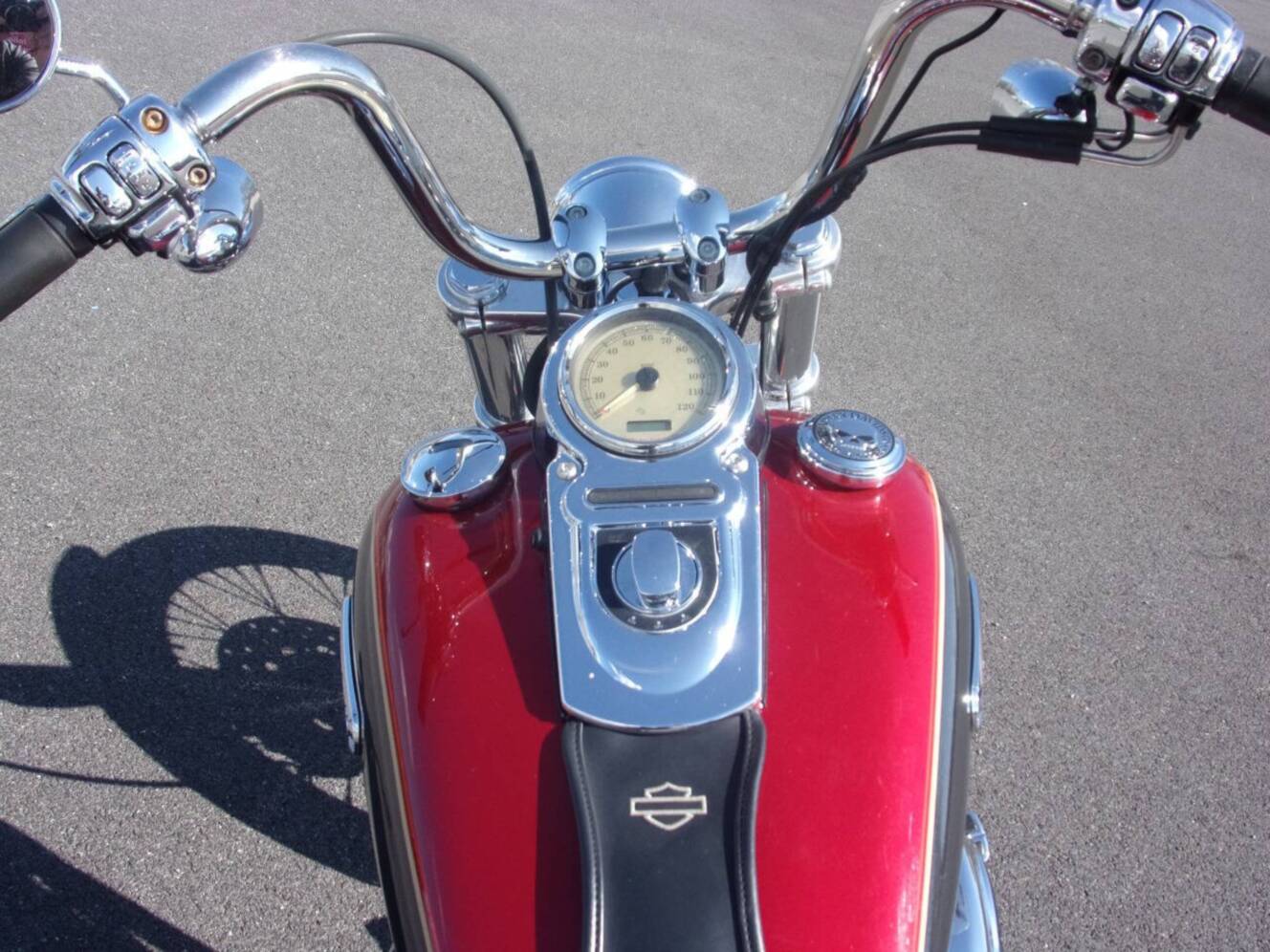 A photo of this 2007 Harley-Davidson Wide Glide DYNA