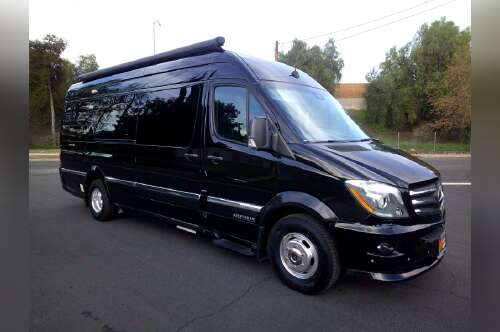 2016 Airstream INTERSTATE GRAND TOUR EXT 3500 in north hollywood CA