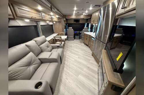 2026 Fleetwood BOUNDER 33C in kodak TN