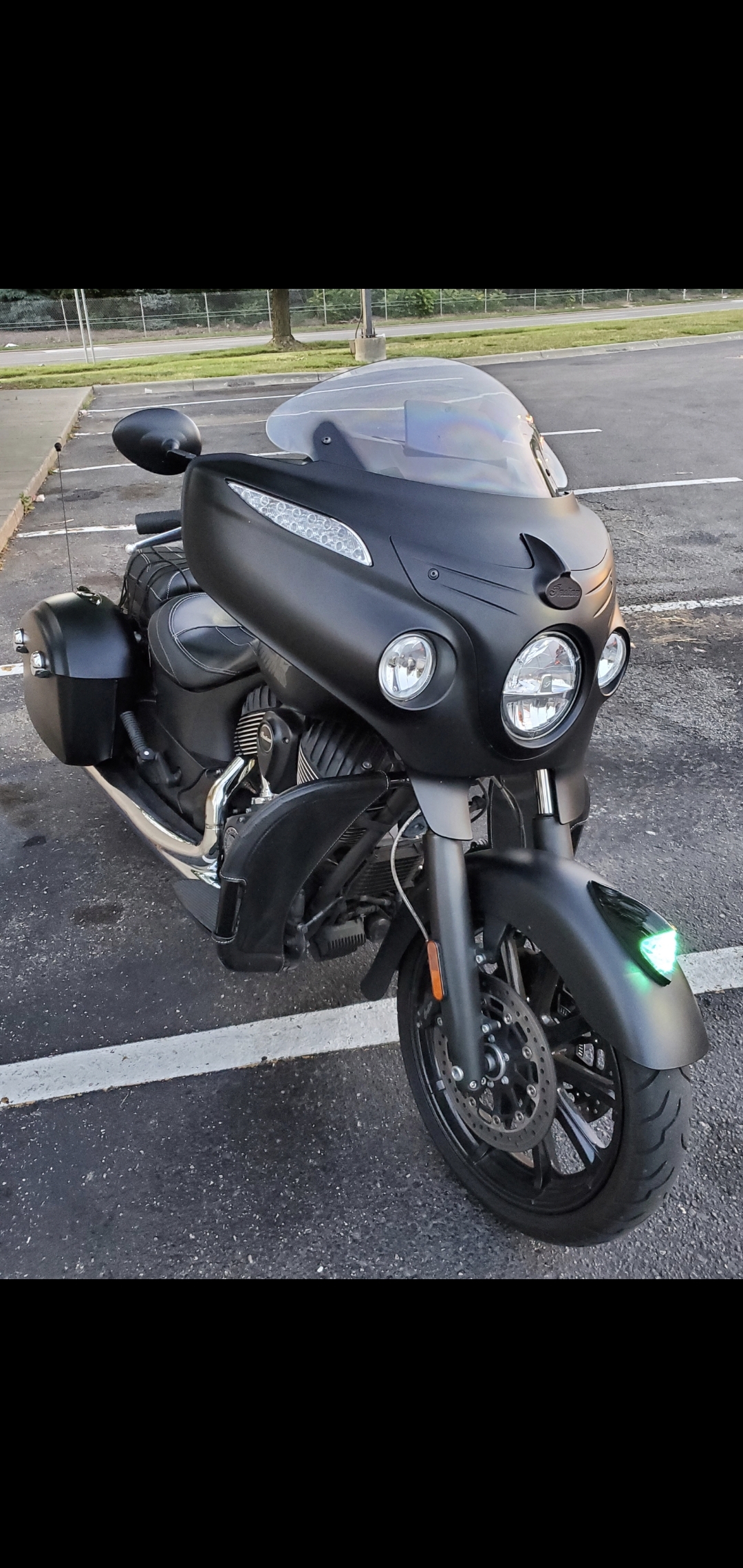 2018 Indian CHIEFTAIN DARK HORSE DARK HORSE in Madison Heights, MI