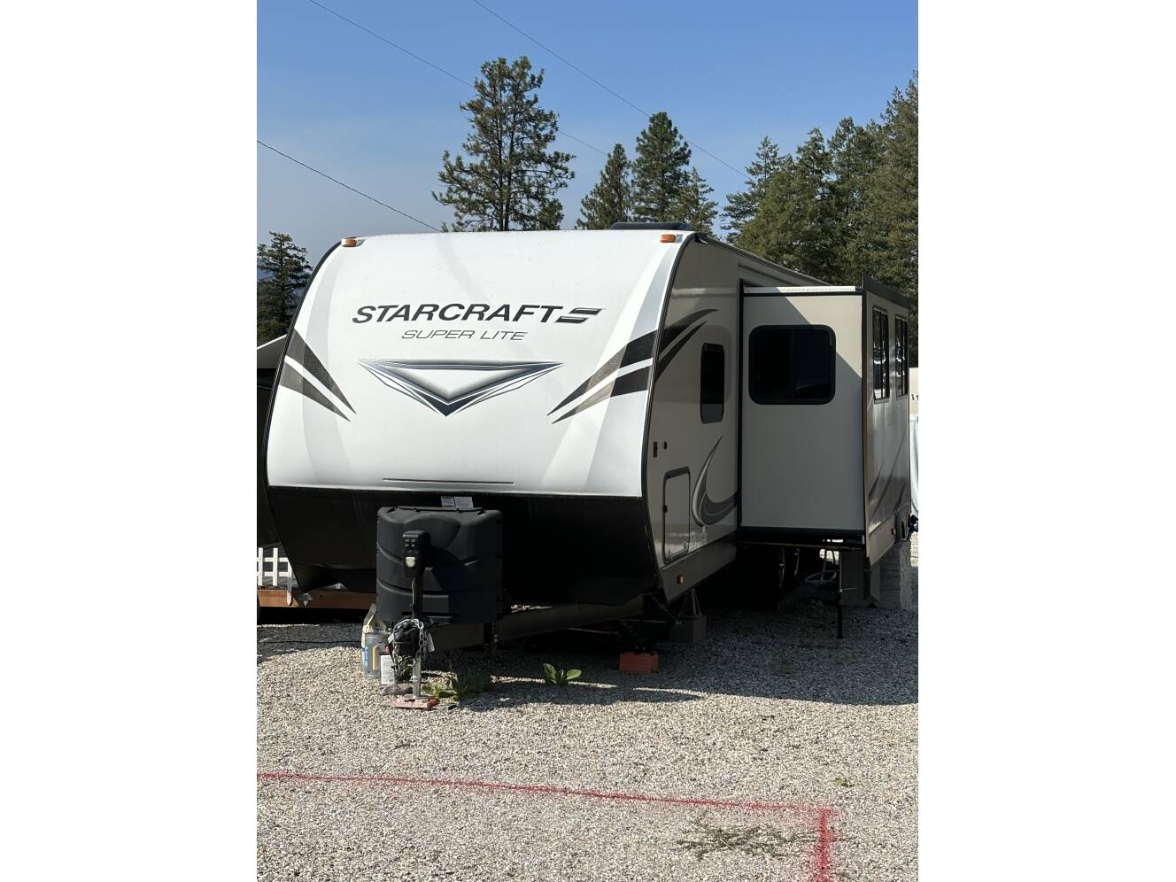 A photo of this 2019 Starcraft SUPER LITE 281BH