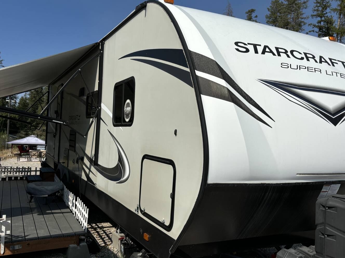 A photo of this 2019 Starcraft SUPER LITE 281BH