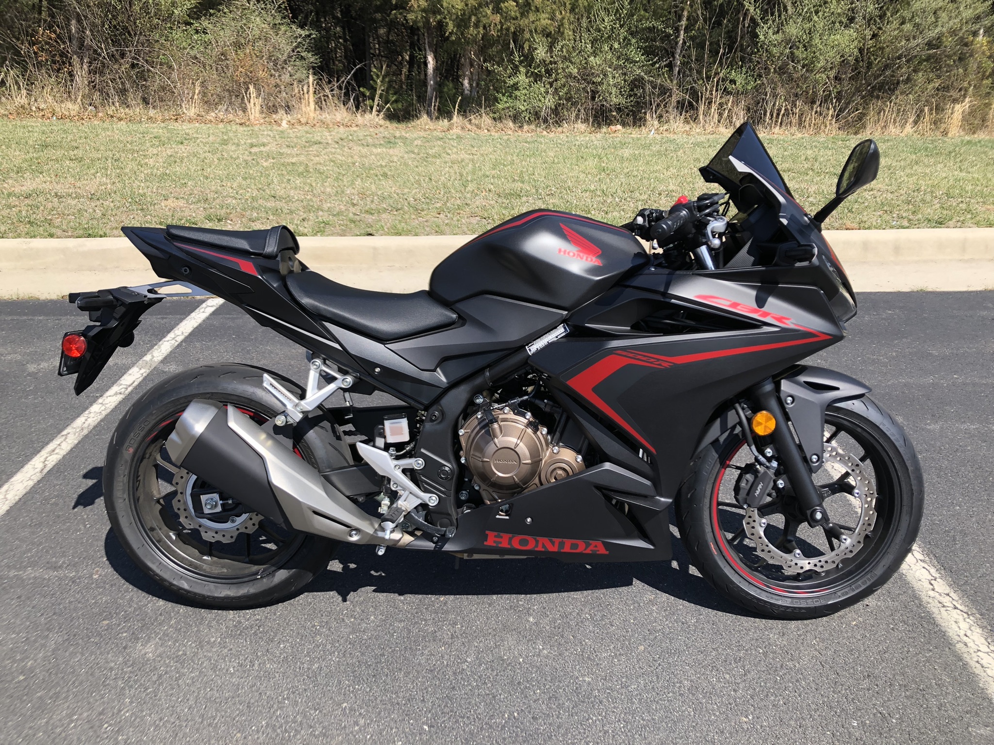 2020 Honda CBR500R BASE Sportbike motorcycle