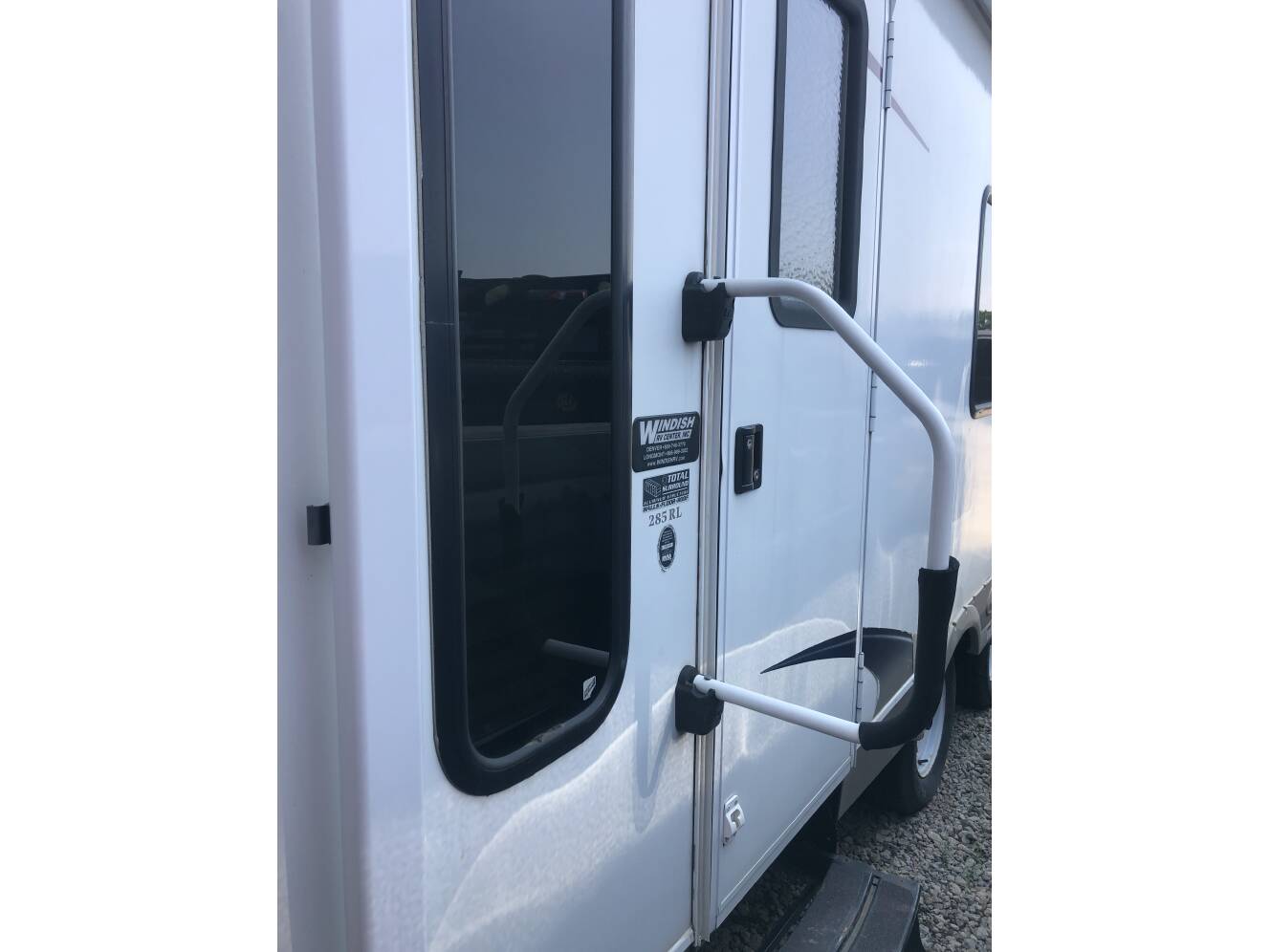 A photo of this 2009 Keystone PASSPORT ULTRA LITE 285RL