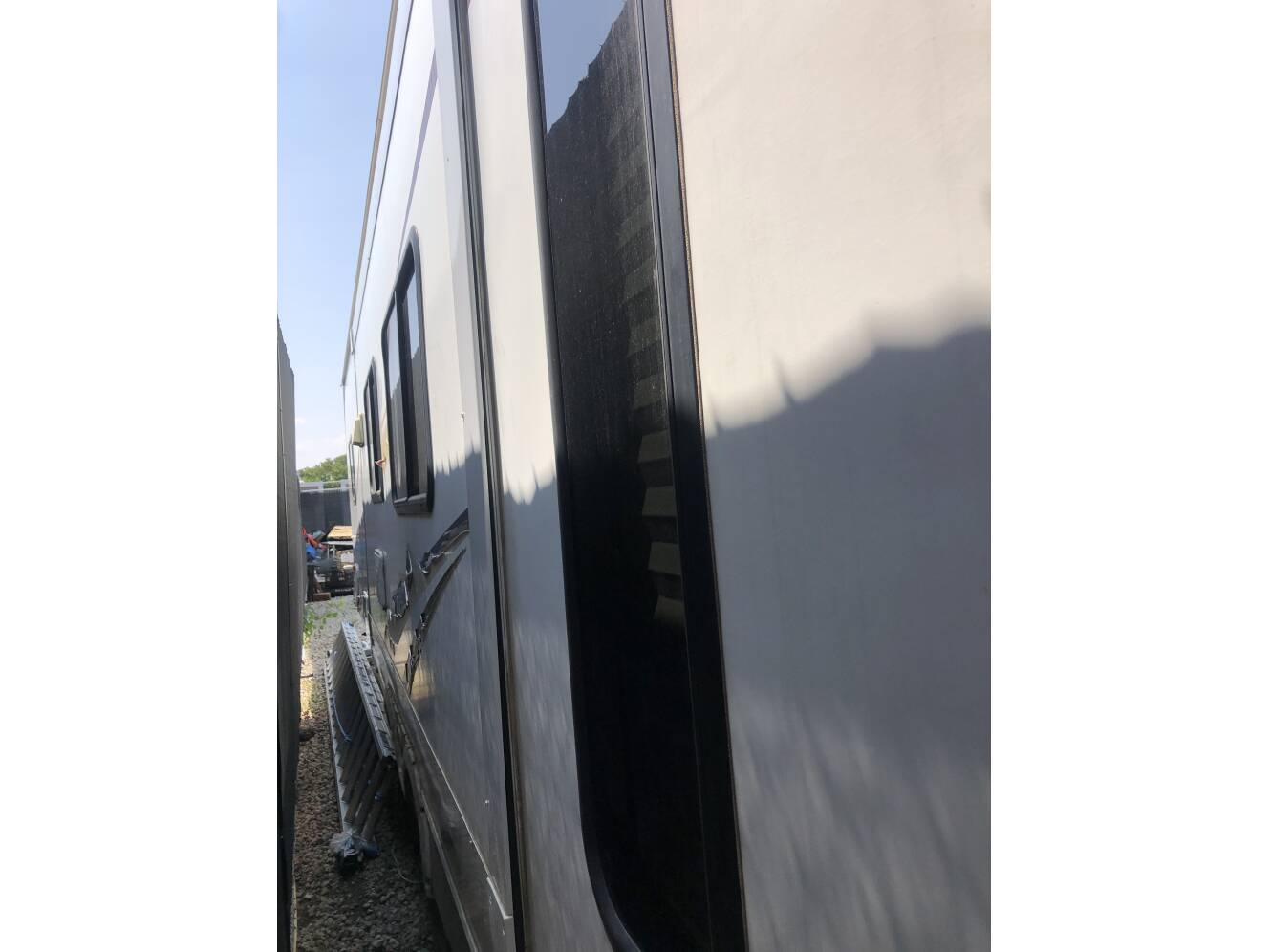 A photo of this 2009 Keystone PASSPORT ULTRA LITE 285RL