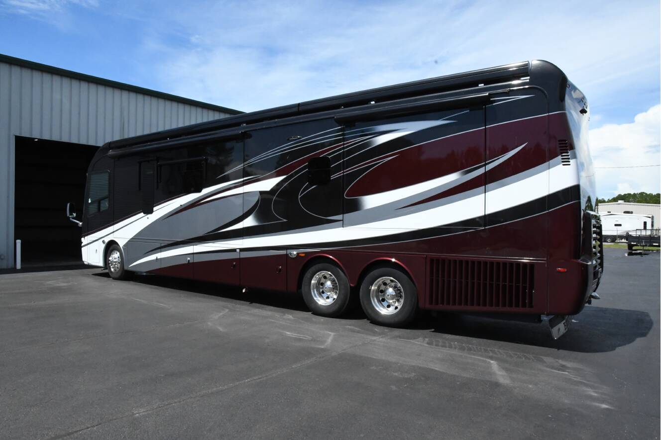 A photo of this 2015 Entegra Coach ANTHEM 42DEQ