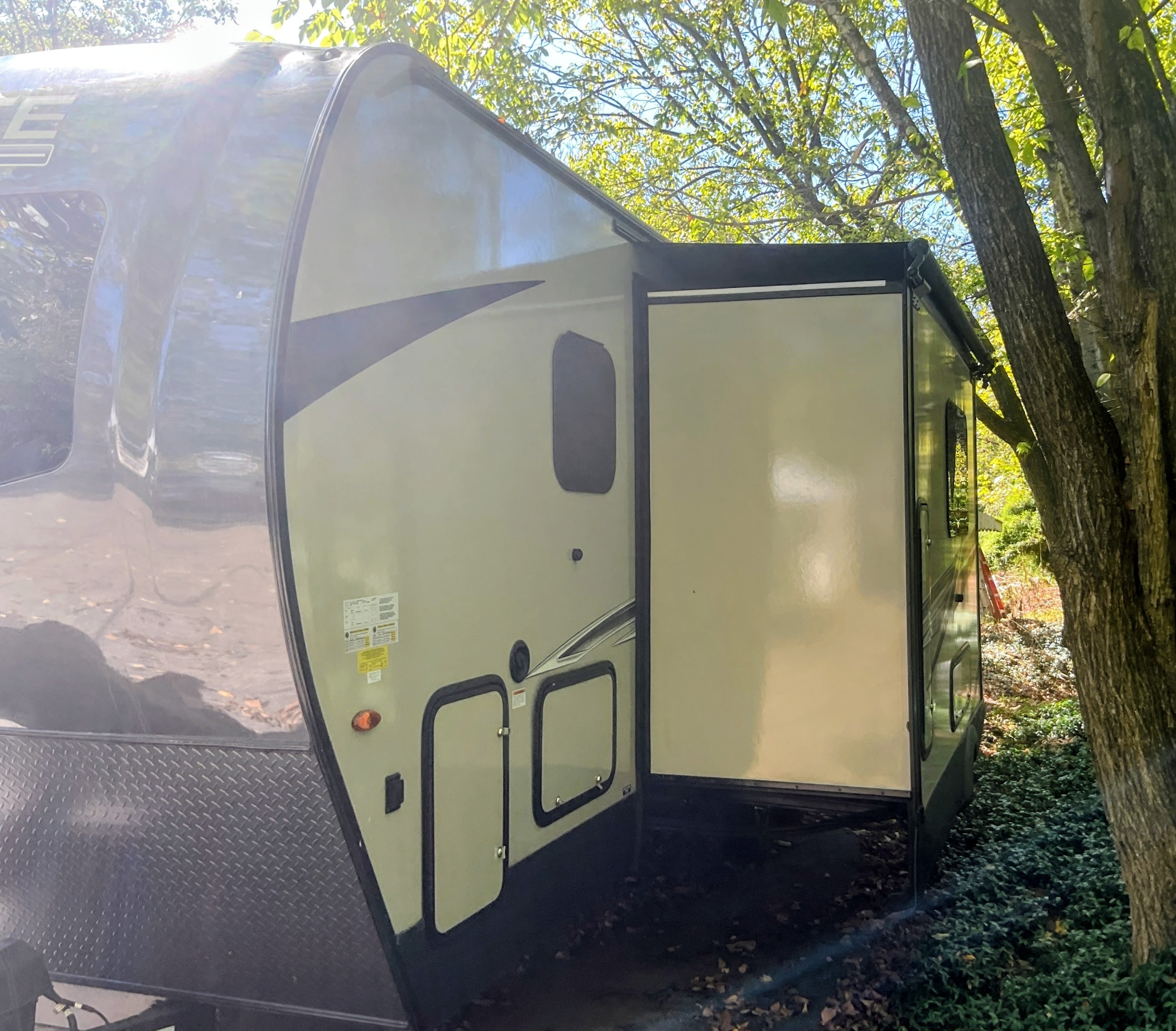 2022 Forest River FLAGSTAFF MICRO LITE 25BDS in saint louis MO