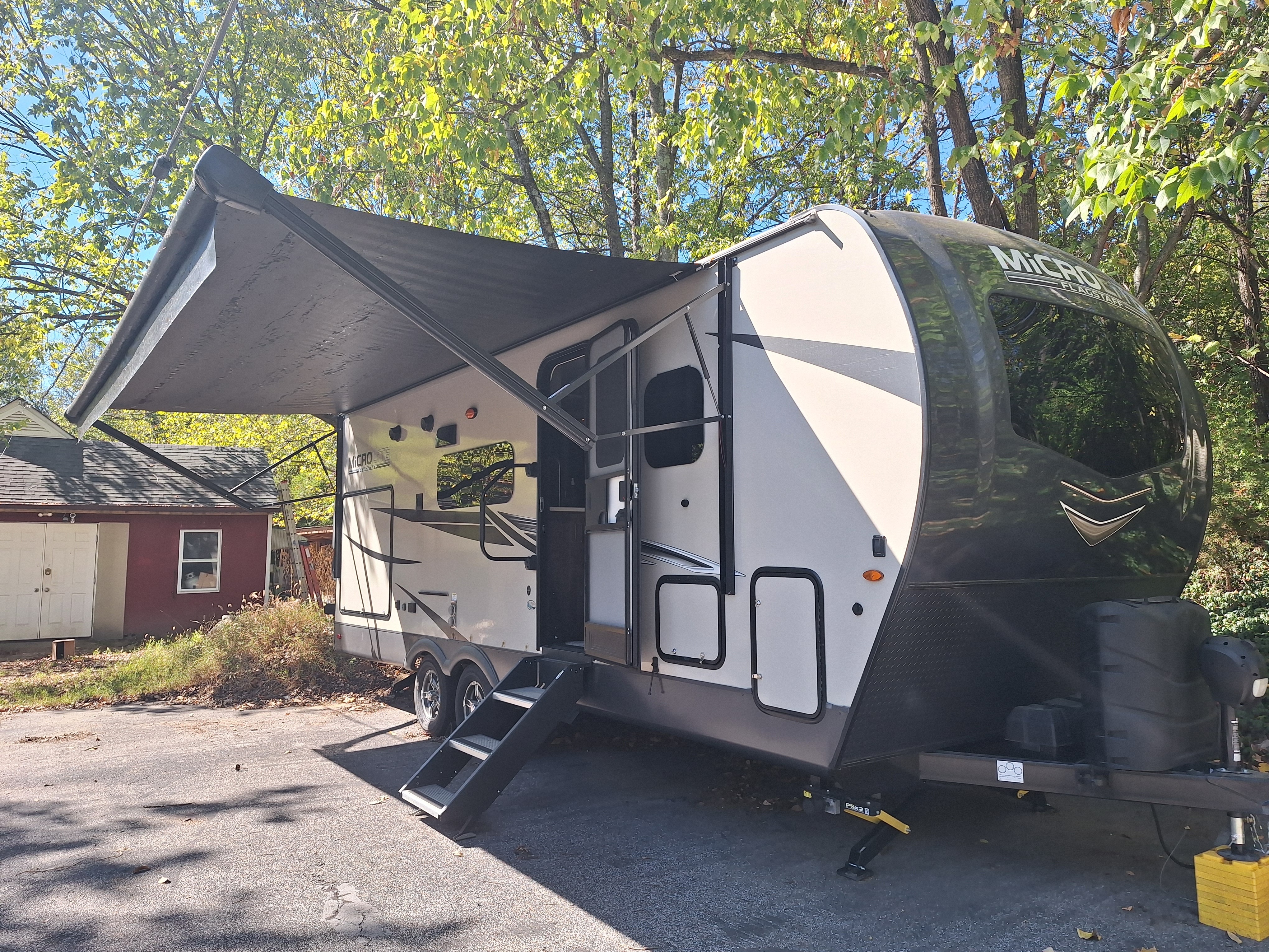 2022 Forest River FLAGSTAFF MICRO LITE 25BDS RV