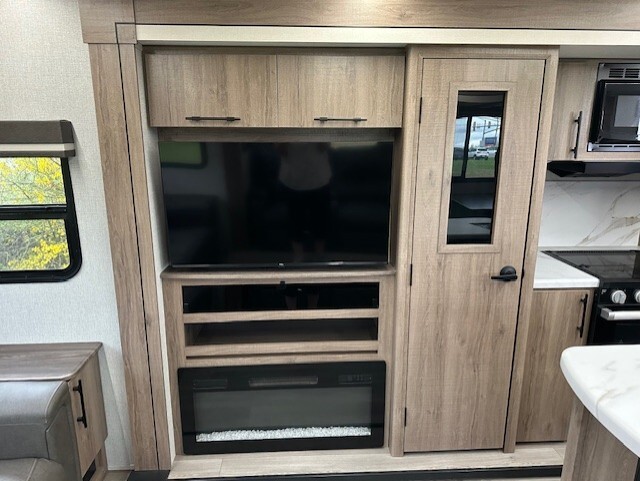 2025 Grand Design IMAGINE 2970RL in mechanicsburg PA