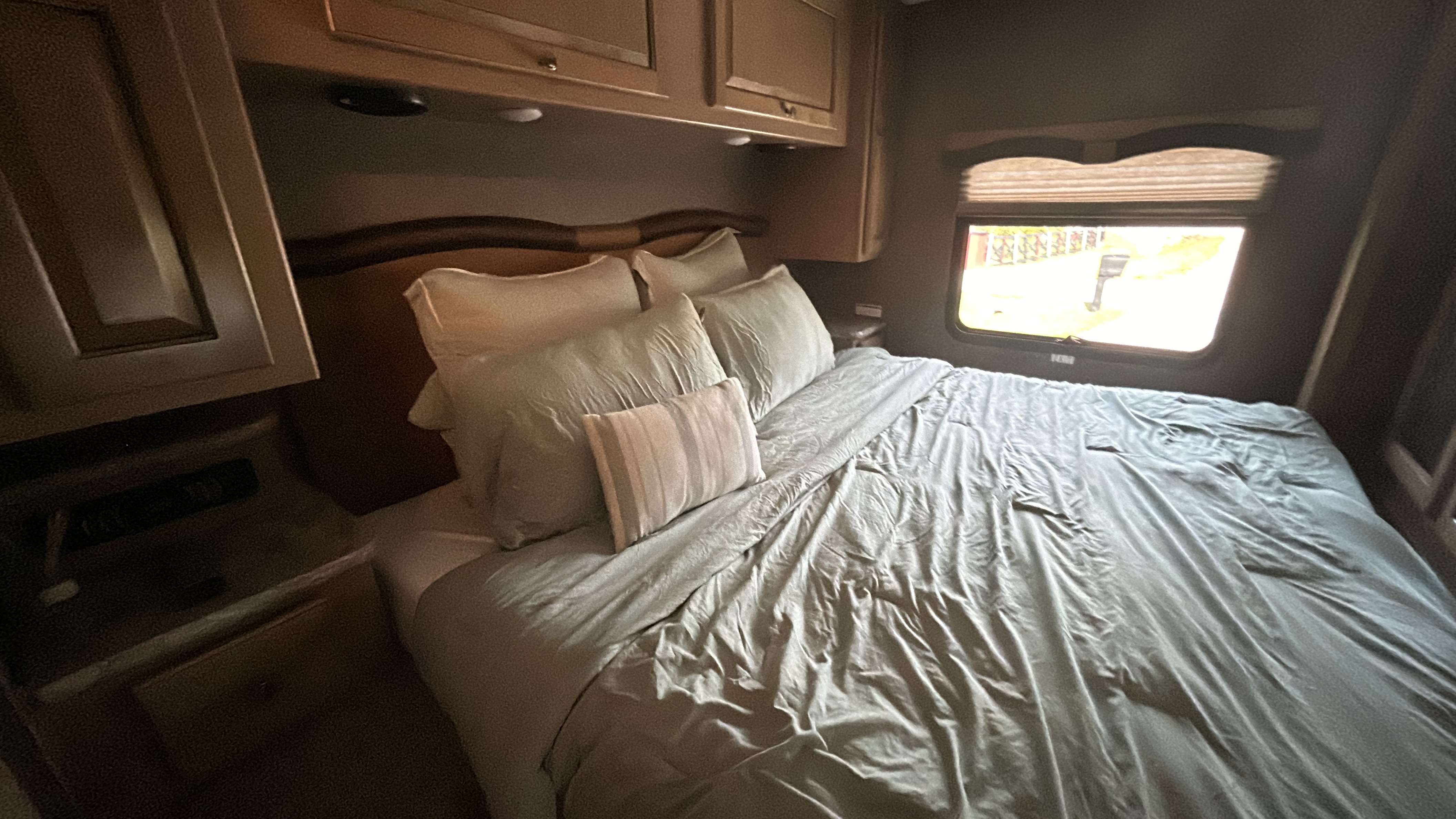 2017 Thor Motor Coach WINDSPORT 34J in west palm beach FL