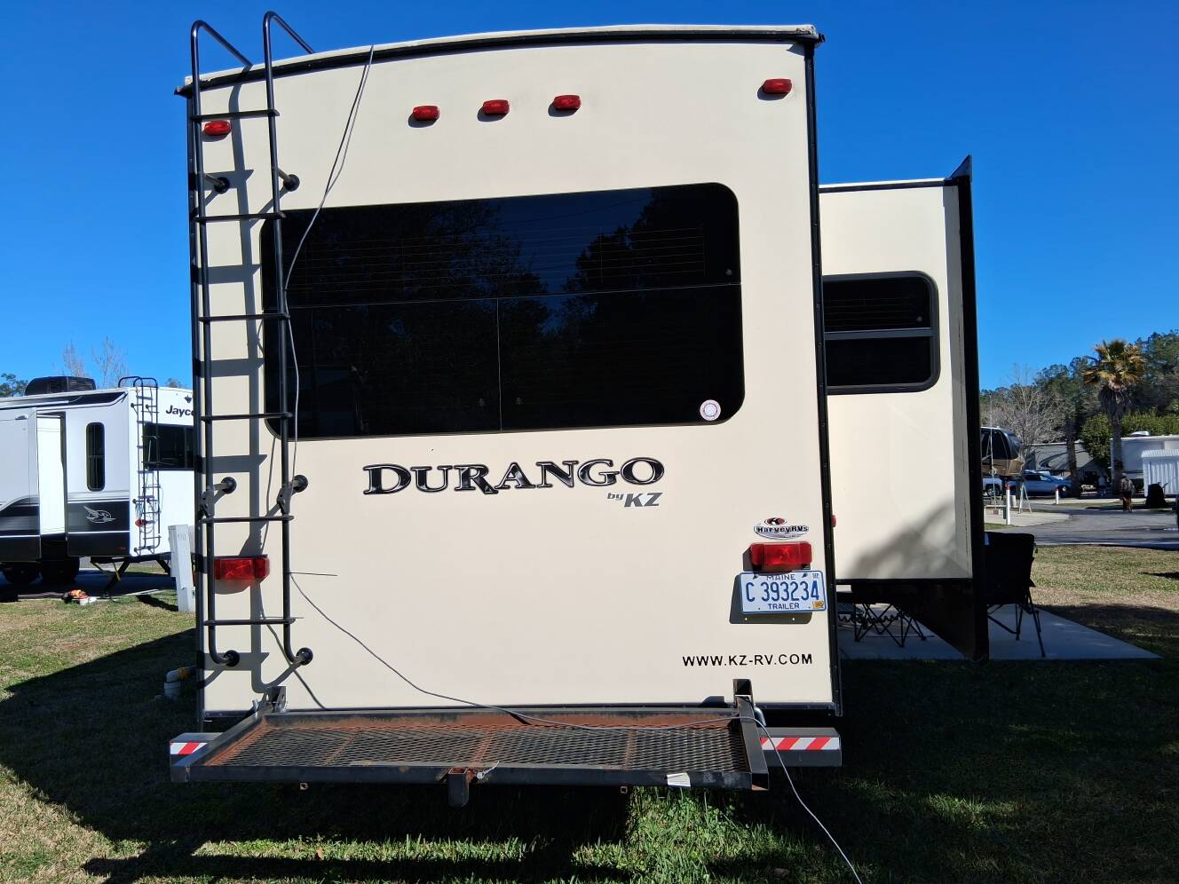 A photo of this 2017 K-Z DURANGO 2500 D325RLT