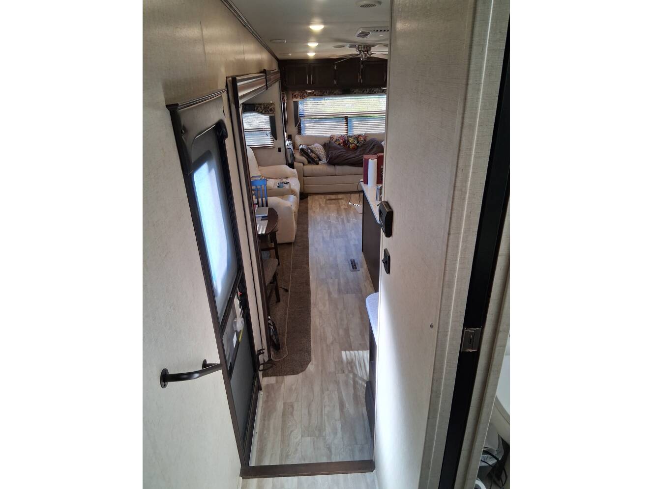 A photo of this 2017 K-Z DURANGO 2500 D325RLT