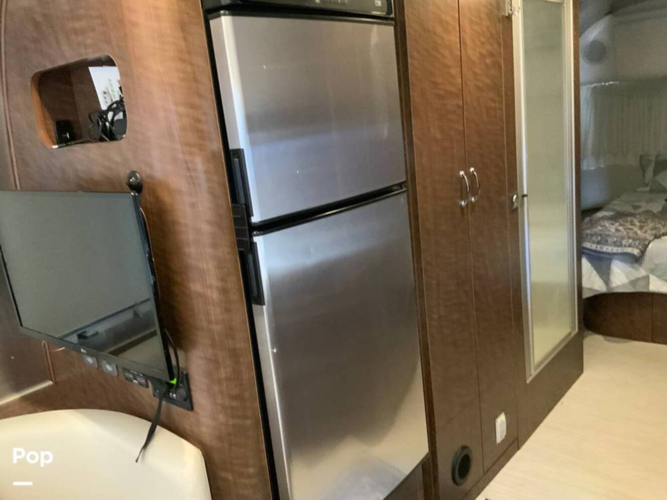 A photo of this 2021 Airstream Globetrotter 27FB Queen