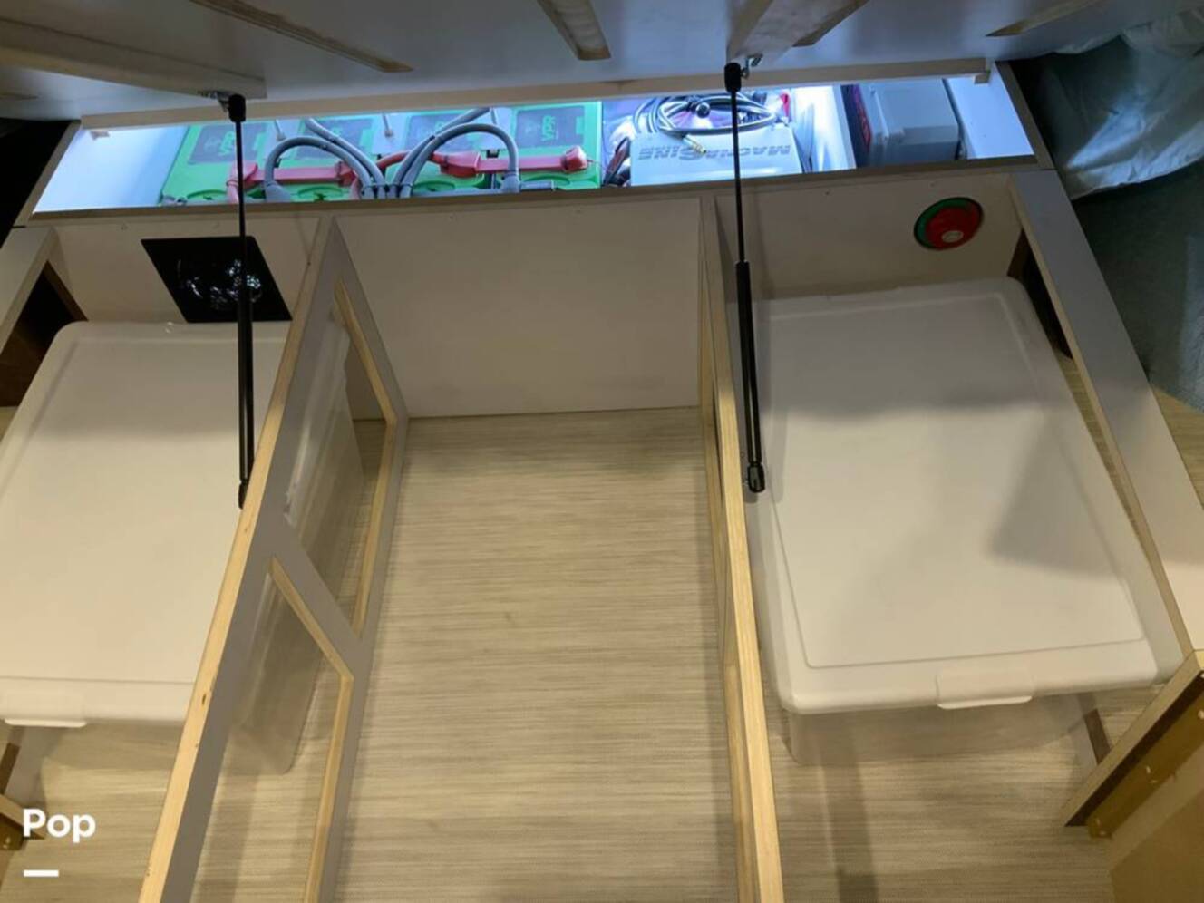 A photo of this 2021 Airstream Globetrotter 27FB Queen