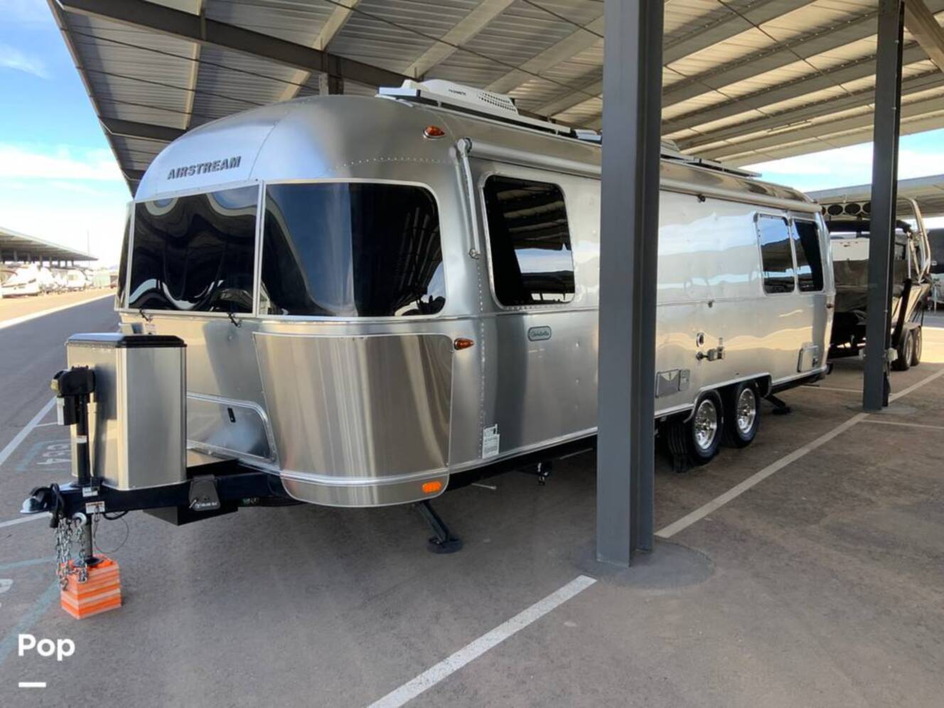 A photo of this 2021 Airstream Globetrotter 27FB Queen