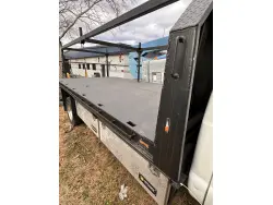 2004 FORD F-550 SD