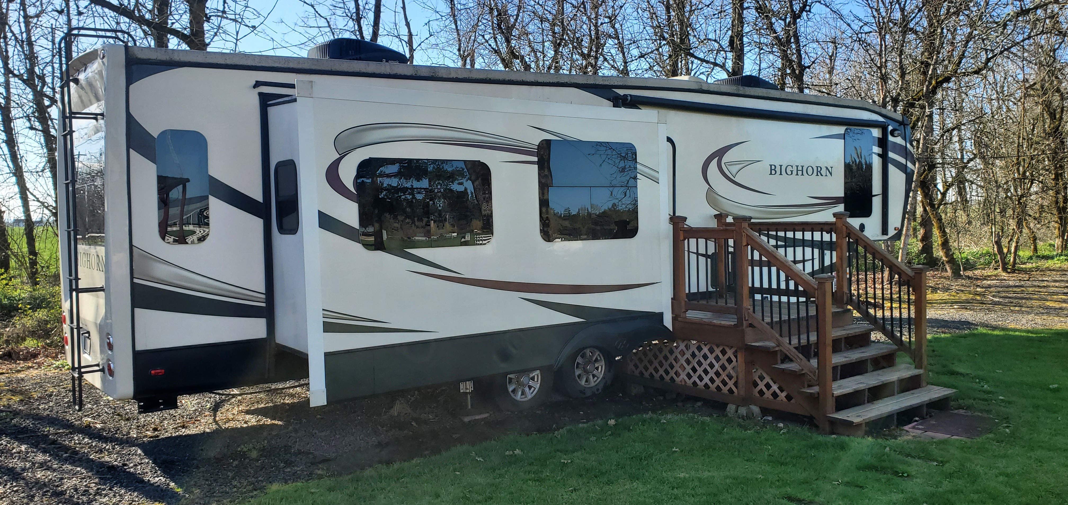 2017 Heartland BIGHORN 3585RL RV