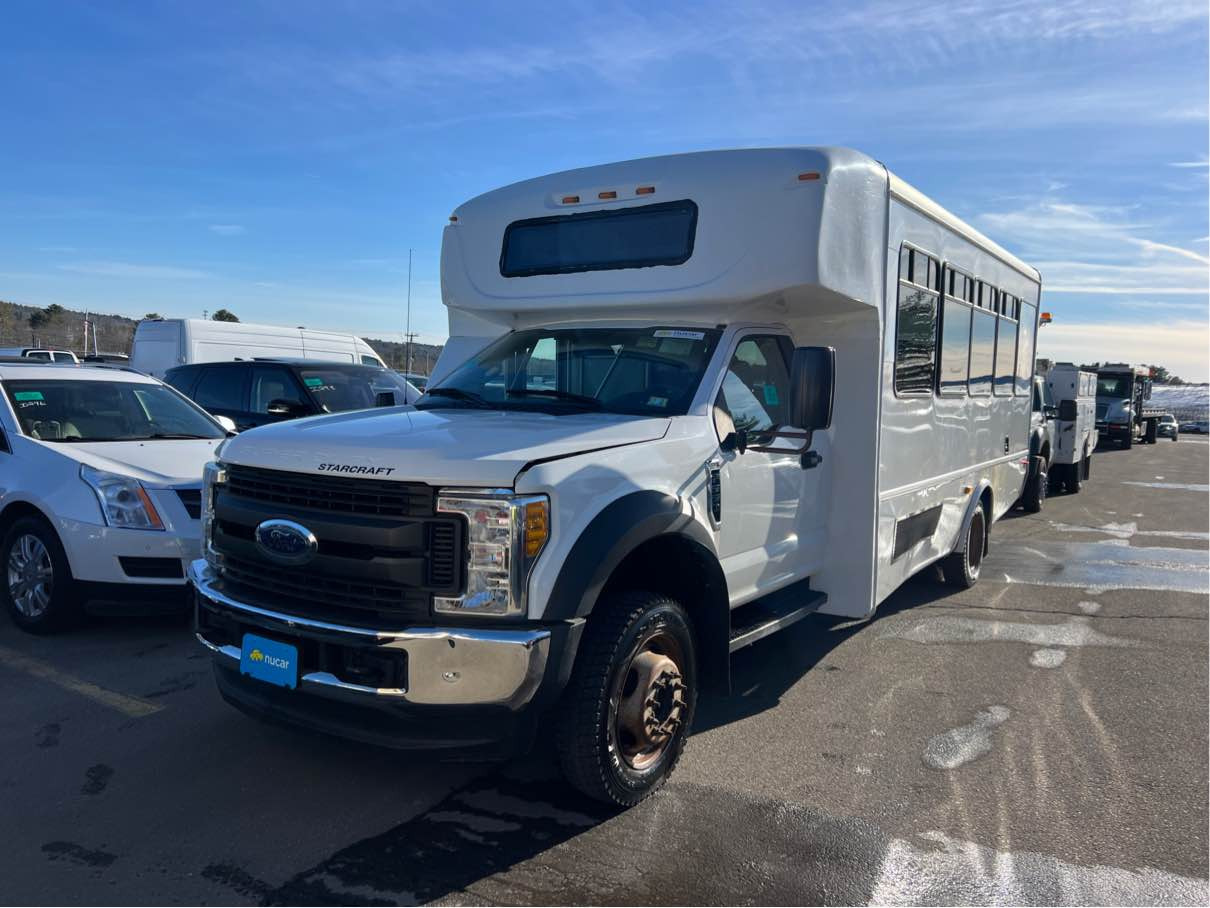 2017 FORD F550 XL in Lebanon, NH