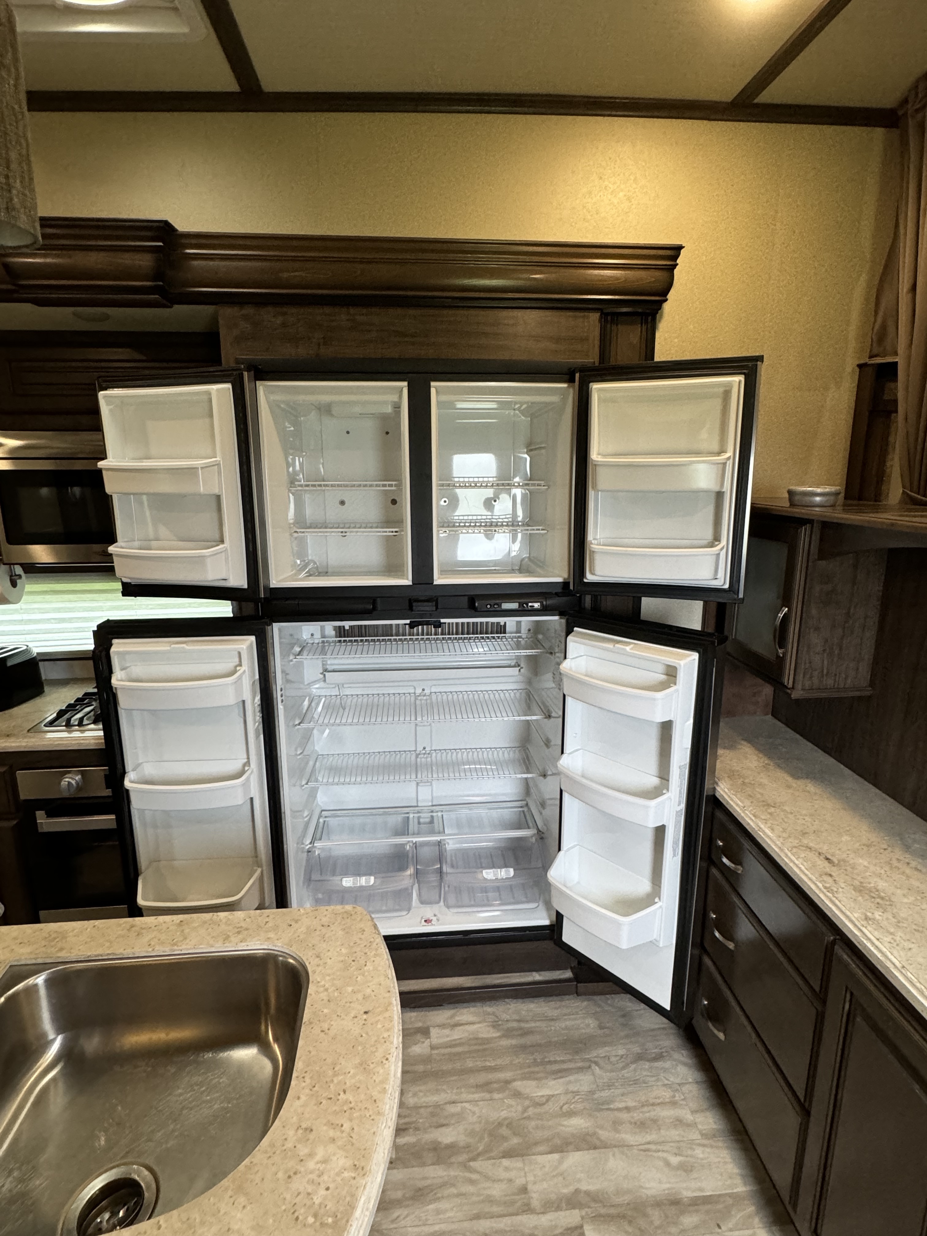 View more photos of this listing