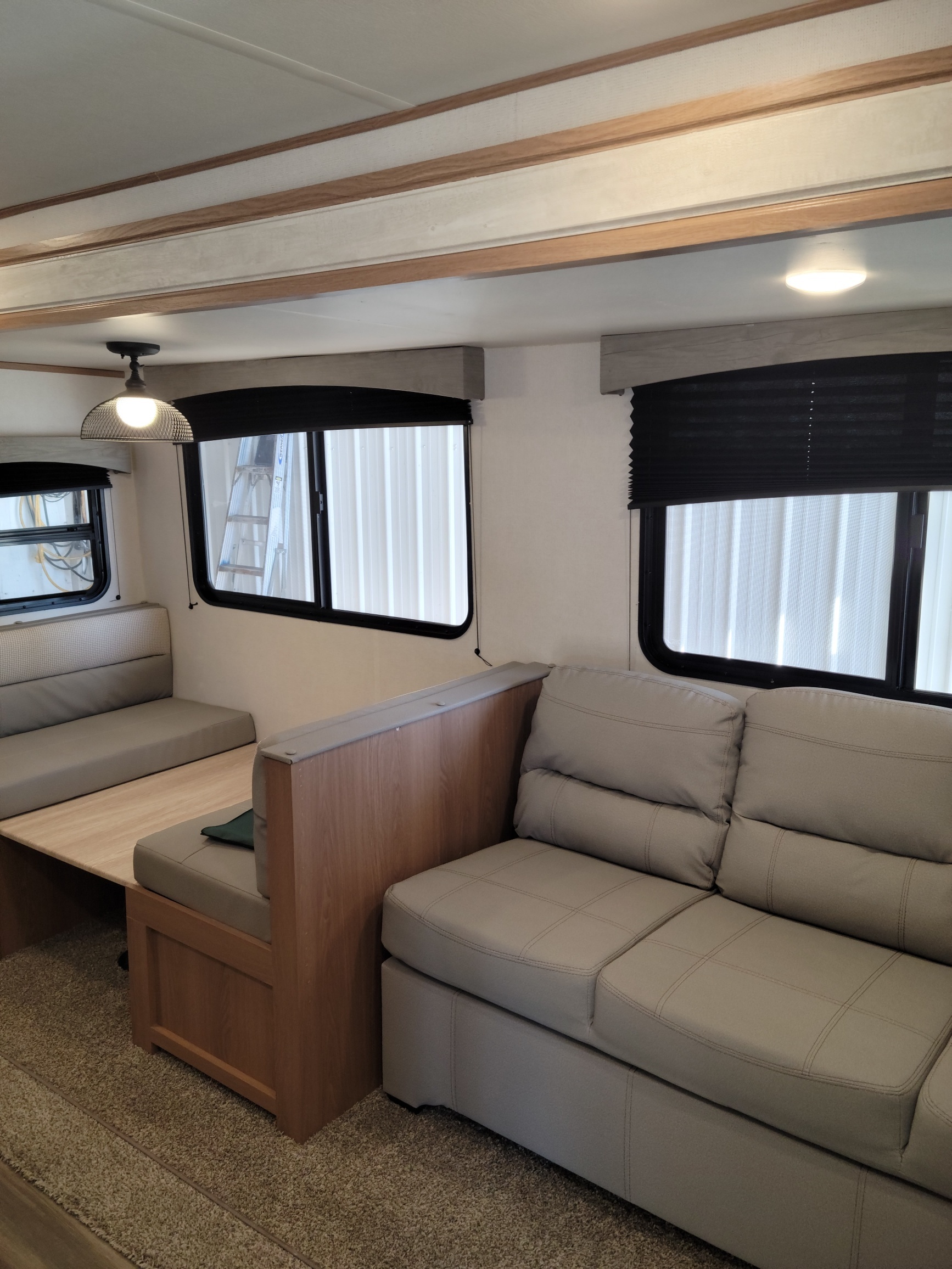 2022 Forest River AVENGER 26DBSLE in springville AL
