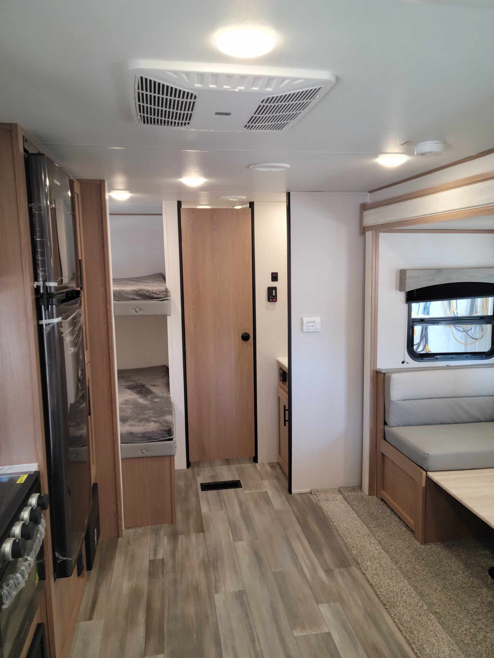 2022 Forest River AVENGER 26DBSLE in springville AL