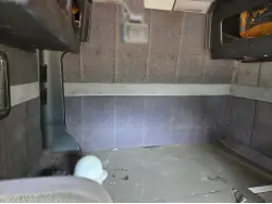 1994 VOLVO WIA64T