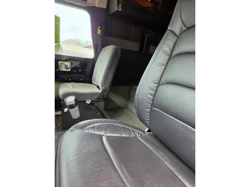 1994 VOLVO WIA64T