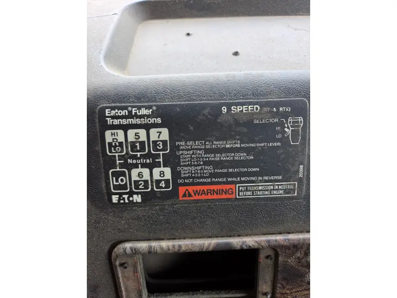 1994 VOLVO WIA64T