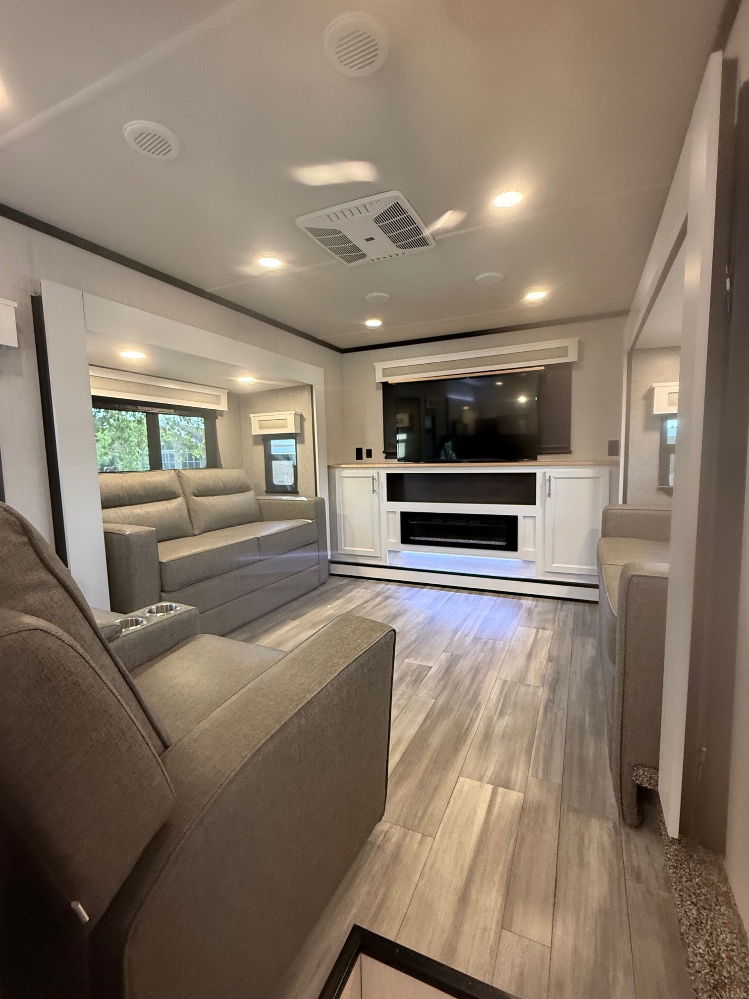 2024 Forest River CEDAR CREEK 371FL in gold canyon AZ
